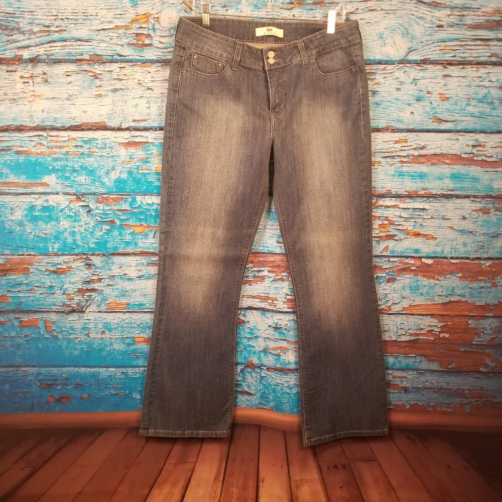 Levis 526 Light Denim Slender Boot Jeans